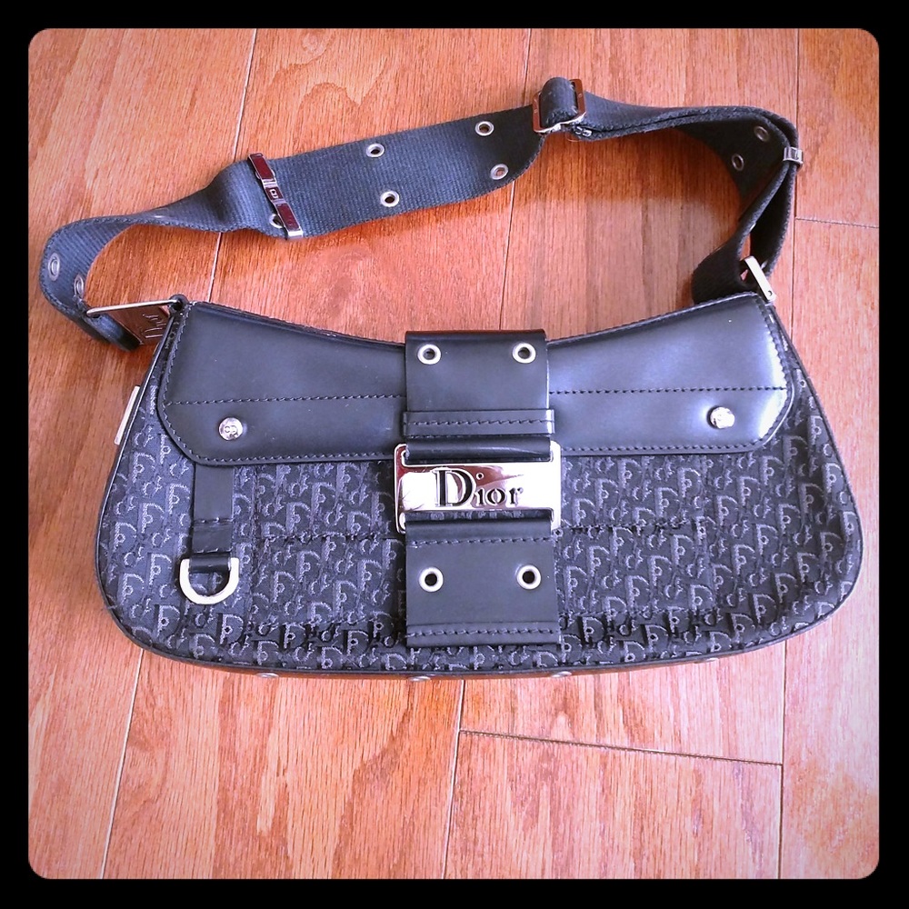 Christian Dior Street Chic Shoulder Purse
